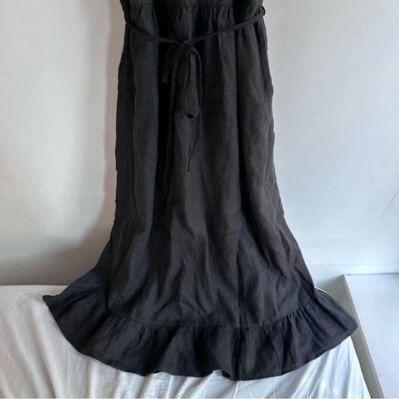 MAGIC LINEN | Black Dress - Picture 6 of 8